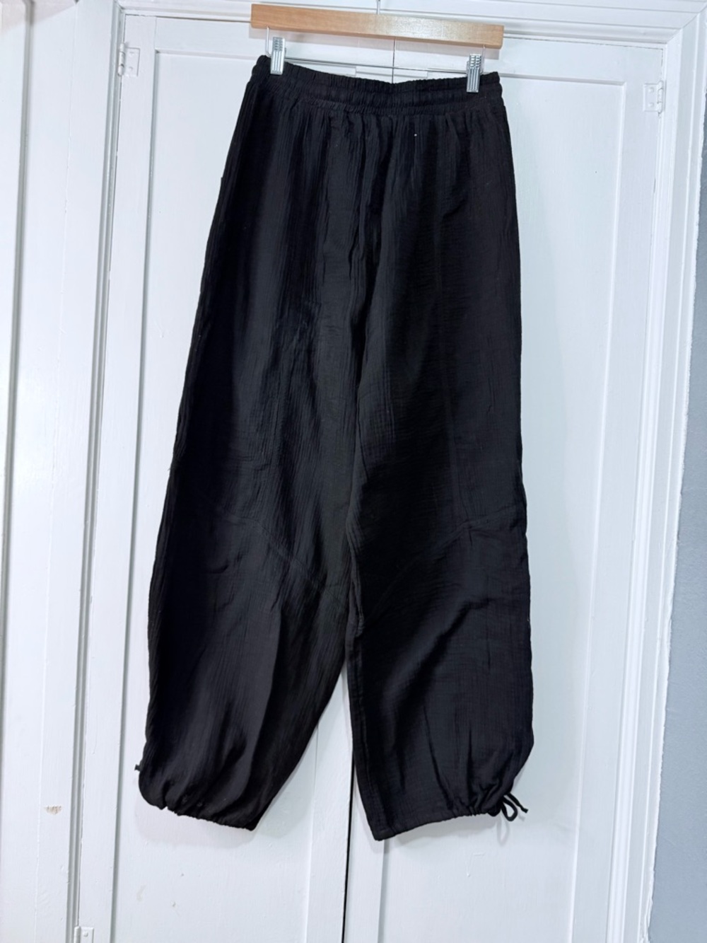 Women's Black Drawstring Jogger Pants - Picture 5 of 6